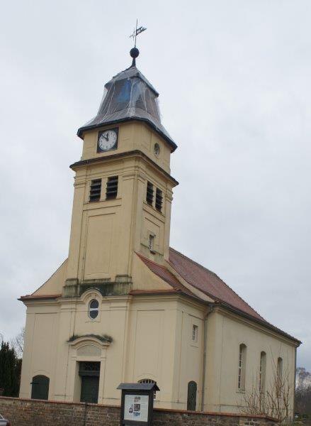 Kirche Rädel